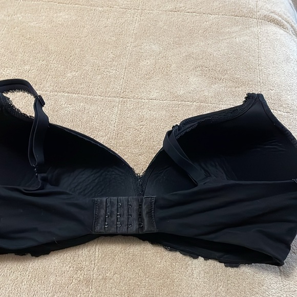 Victoria’s Secret Bra - Picture 3 of 6